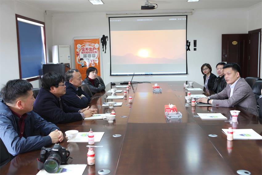 宜昌市委常委、统战部部长王均成一行到公司调研