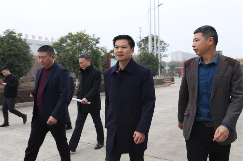 当阳市委副书记、代理市长刘传钢莅临公司指导工作
